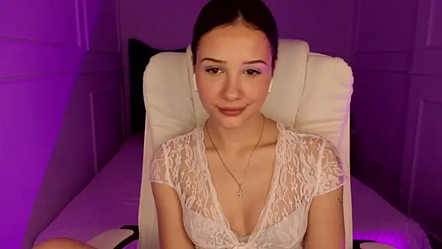 baby_brunettee_'s Live XXX Chat