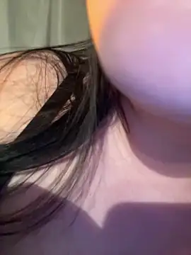 DaisyStreet Chat XXX in diretta