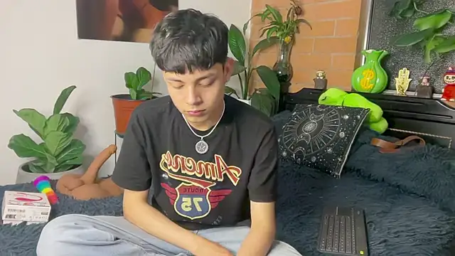 Andy_Belier23 Chat XXX live