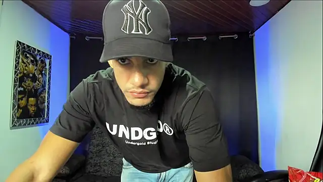 Czat XXX na żywo – jhonnysnow17