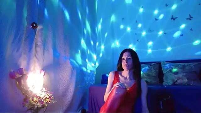 ElysaSunのライブXXXチャット