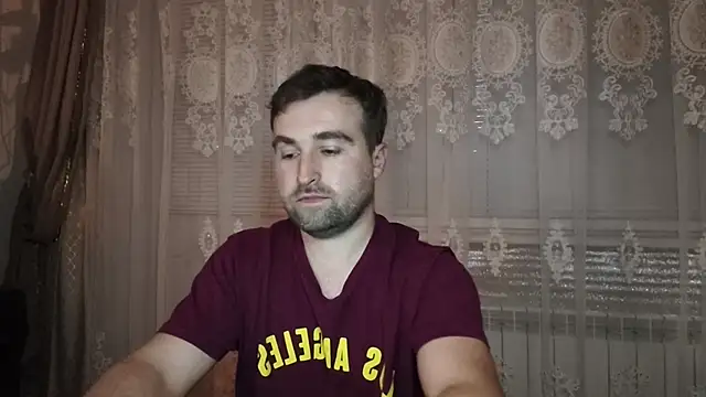 MoonDykun: διαδικτυακό σόου στην κάμερα