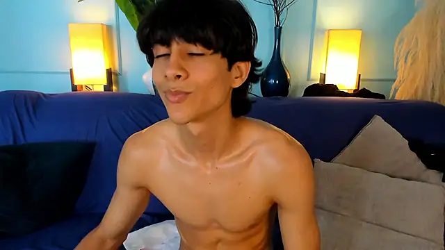 แชท XXX สดของ Cheys_Mast