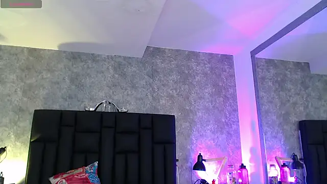 Chatroom XXX en direct de crystaldarliing