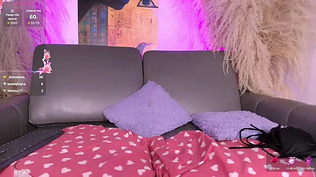 milkk_n Live XXX chat