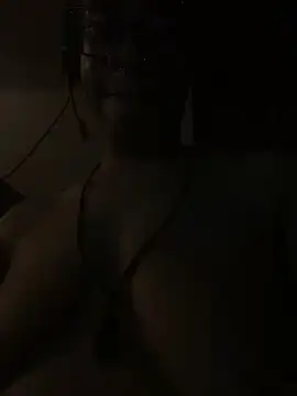 nickytheehawtie 现场XXX聊天