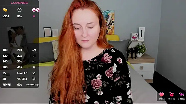 BabeLessi's Live XXX Chat