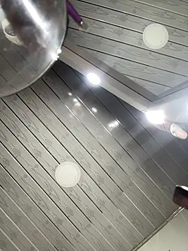 Emily-teen's Live XXX Chat