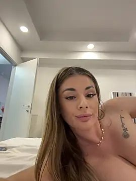 IsabellaEtthan's Live XXX Chat