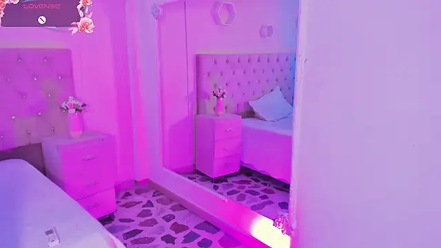 Chatroom XXX en direct de Agathaargent_