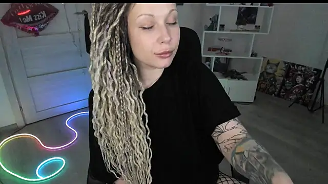 HoneySallyMoore Chat XXX in diretta