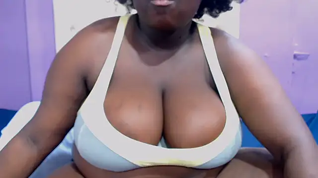 DARKGIANTMELANIN's Live XXX Chat