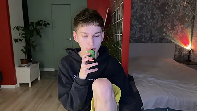 AlexFH live XXX chat