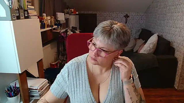 bigtits4you 라이브 XXX 채팅