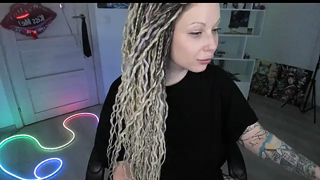 HoneySallyMoore Live XXX Chat