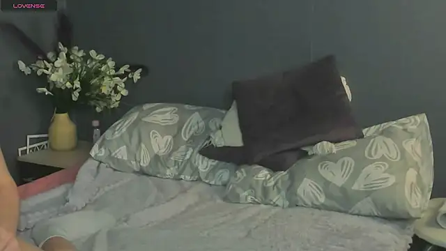 Lola_Raivis_ 即時 XXX 聊天