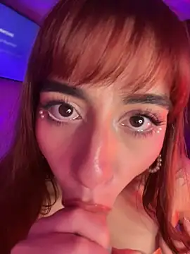 veronicaapink Adlı Modelin Web Kamerası Şovu