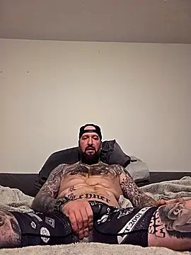 Beardedtattood's Live XXX Chat