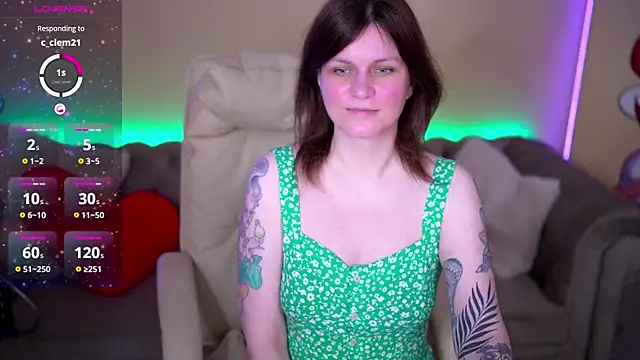 Chat +18 de TinaMelt ao vivo