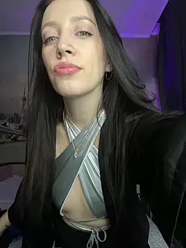 Chat +18 de MonicaSweetx ao vivo