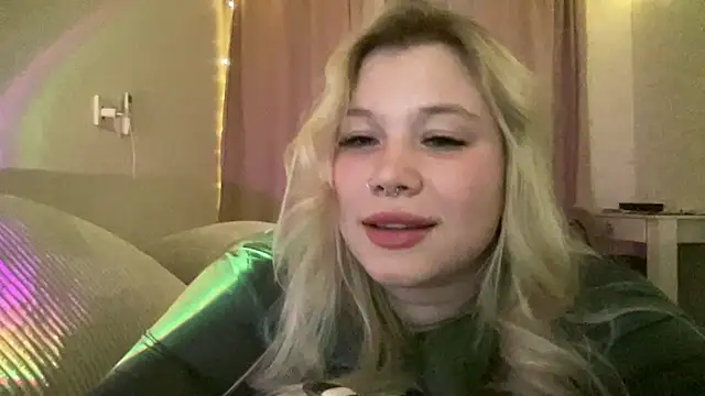 XXX chat uživo modela Lulu_Di