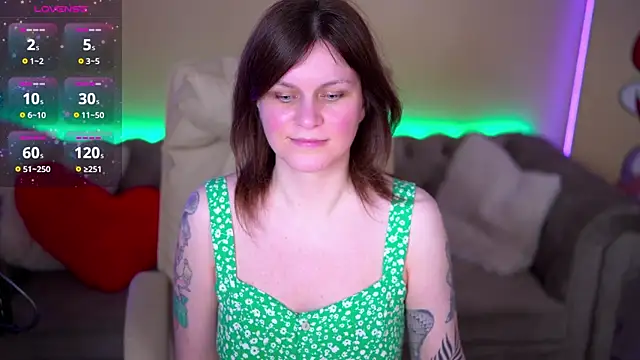 دردشة TinaMelt الجنسية المباشرة