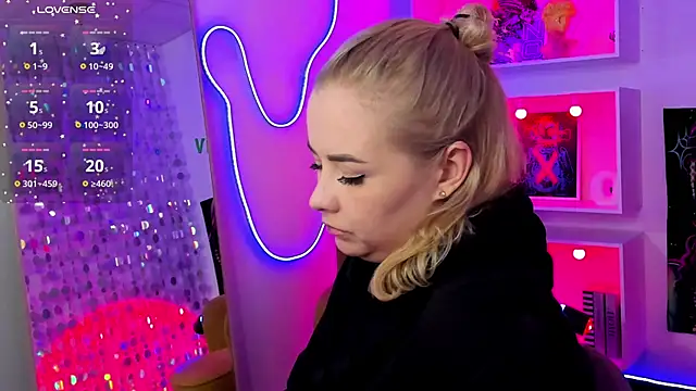 Chat +18 de StephanieSweety ao vivo