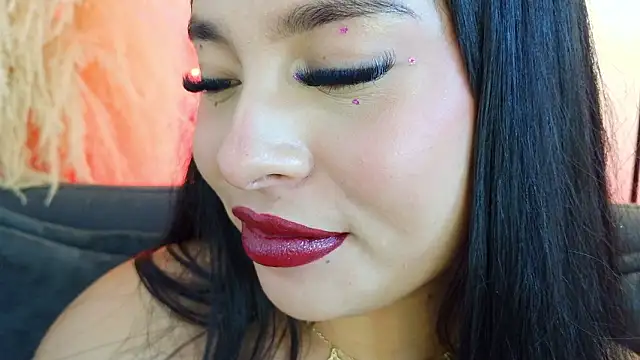 mia_roux1n Live XXX chat