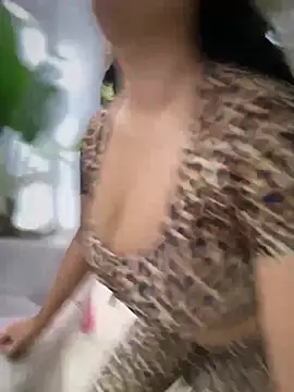 Chat XXX Live Issane_Peru