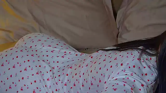 AlexandraBloom Chat XXX in diretta