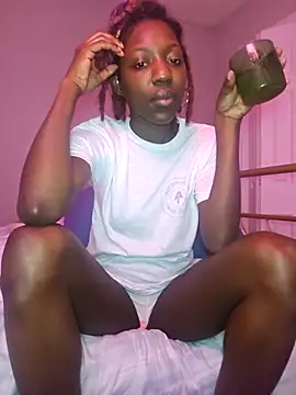 oliviaprettypussy: онлайн-секс-чат