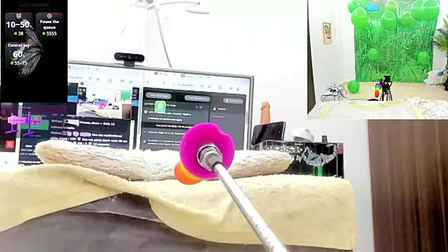 Paulina_Davis_'s Live XXX Chat