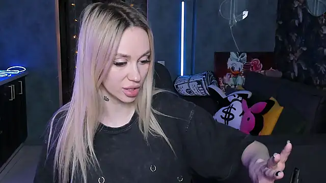 Blckmirrorr Live XXX Chat