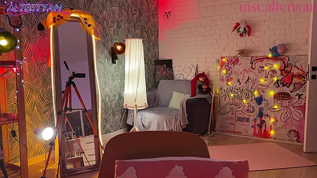 altertyan élő XXX-chatje