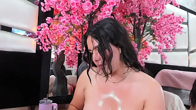 TessaCooper1's Live XXX Chat