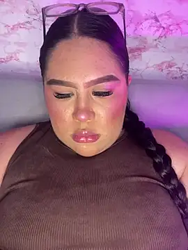 Chatroom XXX en direct de Mia_Carters