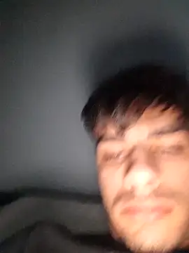 ilcazzone32 Webcam show