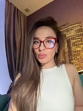 Show modela _shadylady_ na web-kameri