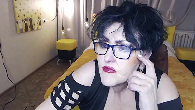 MasterLeila Adlı Modelin Canlı XXX Sohbeti