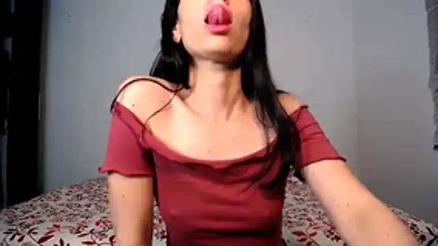 AliceRossi's Live XXX Chat