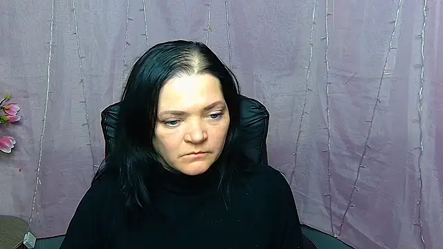 LauraFinn Live XXX-chat