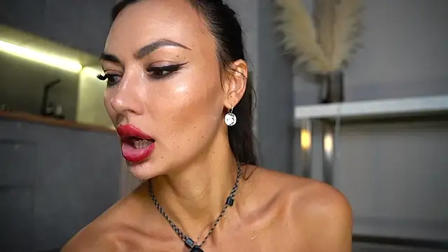 Anna_Purna Adlı Modelin Canlı XXX Sohbeti