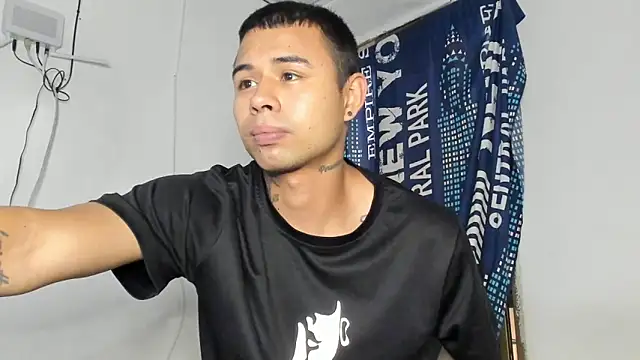 _Logan_Colton_ 现场XXX聊天