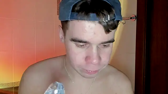 Chatroom XXX en direct de DanieleBrunome