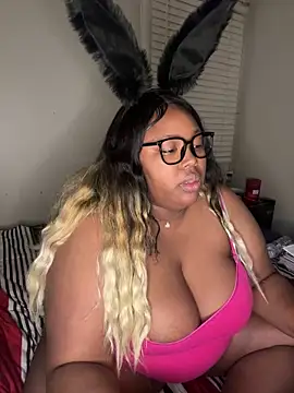 Онлайн чат XXX Chocolatebunnyxx96