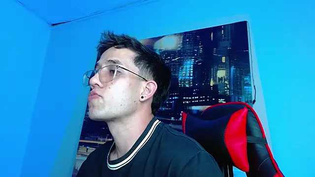 Chat +18 de alexgiraldo__ ao vivo