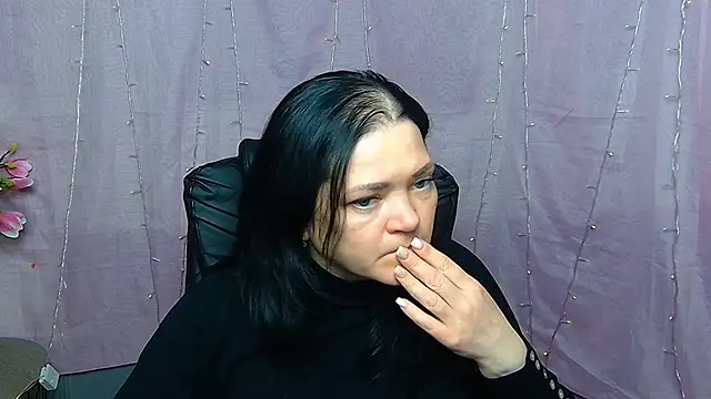 LauraFinn Webcamshow