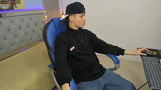 SamBlack_ webkamerás műsora