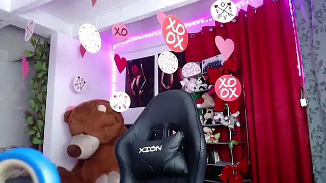 Chatroom XXX en direct de Niky_777