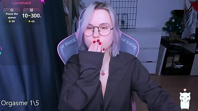 Živý XXX chat miray_kuriyama123